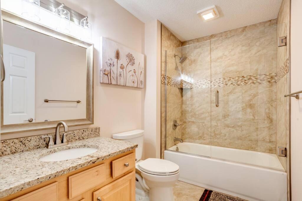 Bears Valley Inn - Great Location! - Peaceful, Children And Dog Friendly Retreat - Less Than 15 Min To All Attractions - Private Pool Club & Fishing Hole - Game Room With Tv Sevierville Eksteriør billede